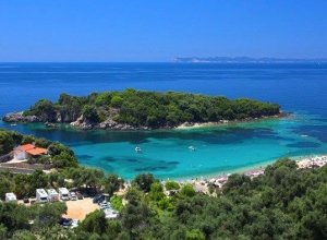 Agia Paraskevi beach in Perdika, Thesprotia 